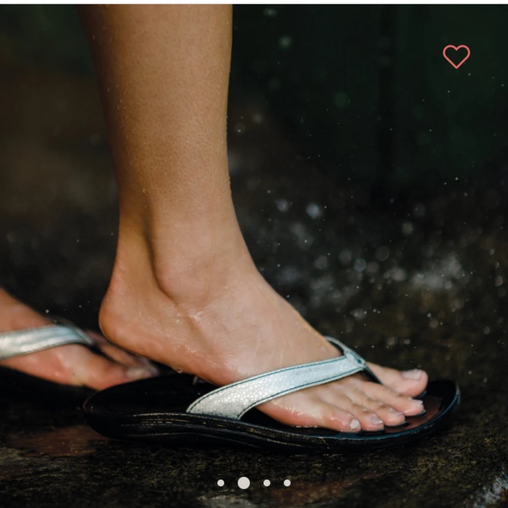 Olukai sandle